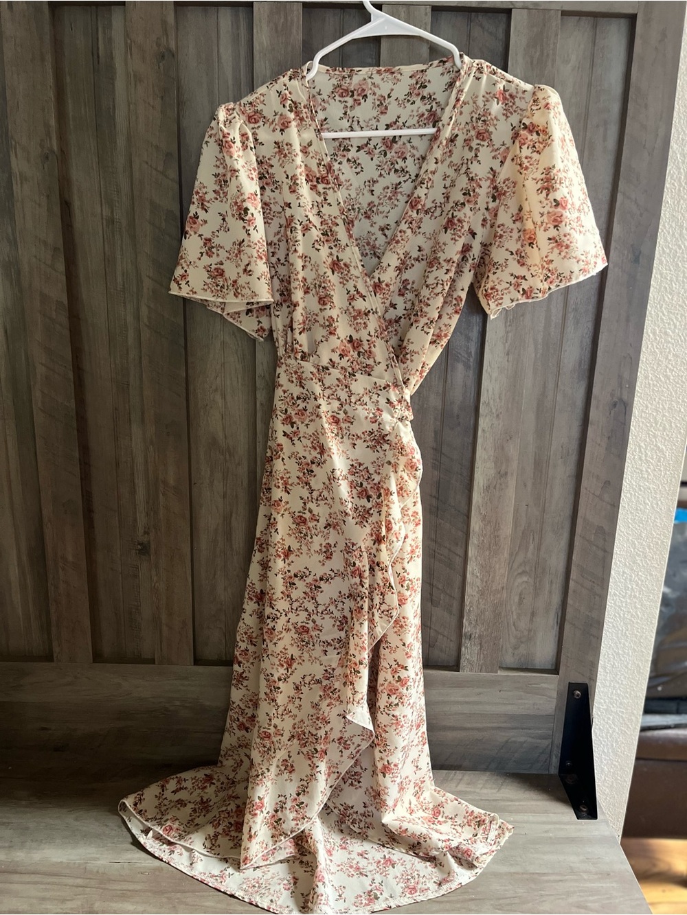 SHEIN Cream Maxi Dress with Pink Floral Print